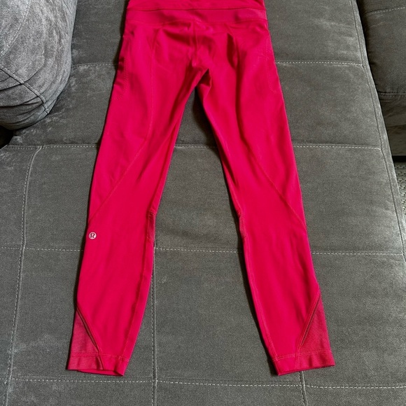 Lululemon Athletica Bold Pink Leggings - Picture 2 of 8